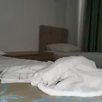Angels Μαρμαρίς