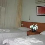 Angels Ξενοδοχείο Μαρμαρίς