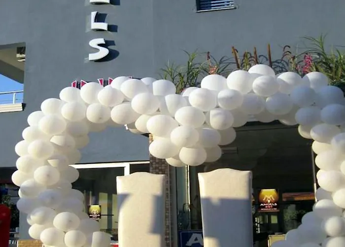 أنجيلز مارماريس فندق